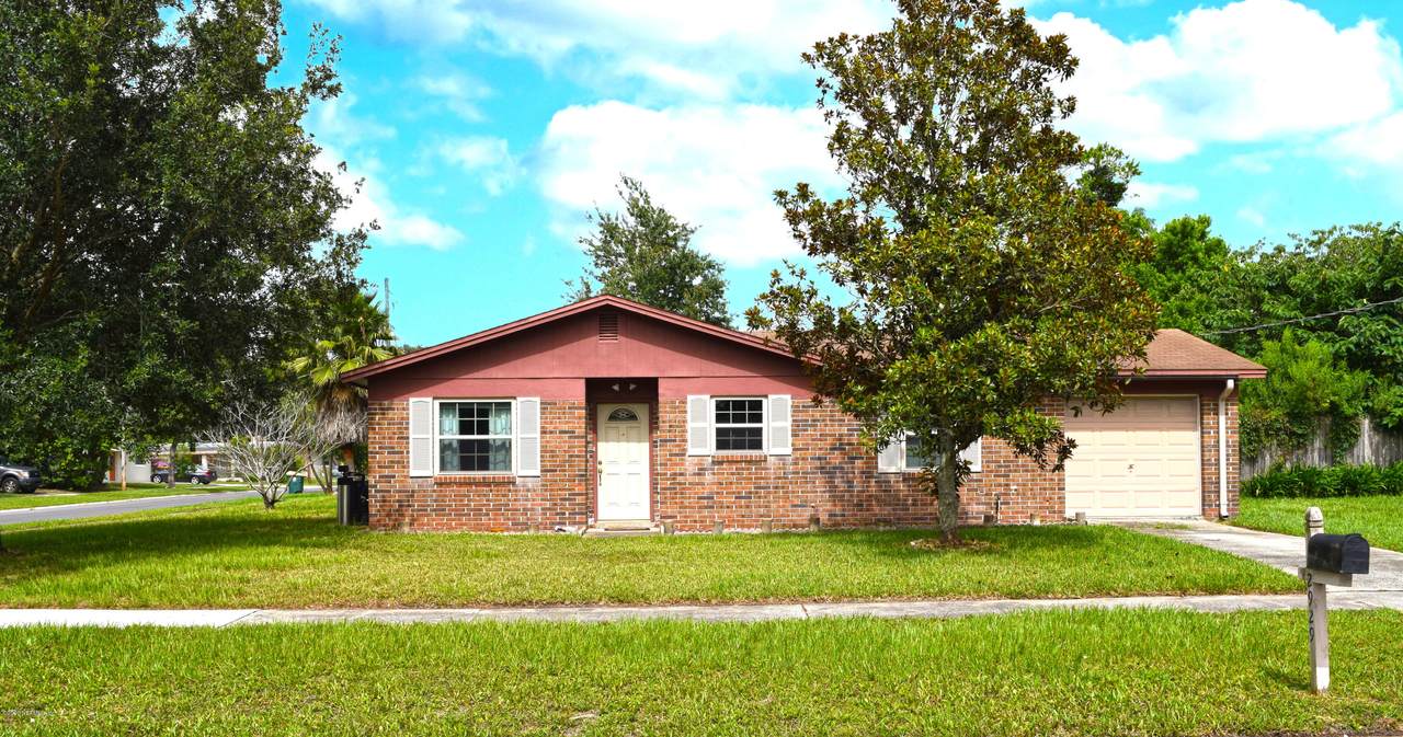 2929 Mangrove Ave - Photo 1