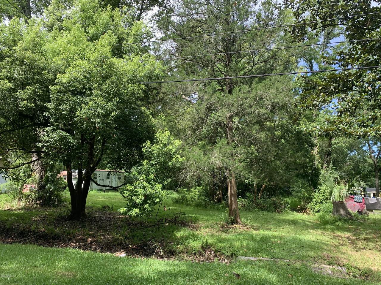 1012 Woodstock Ave - Photo 1