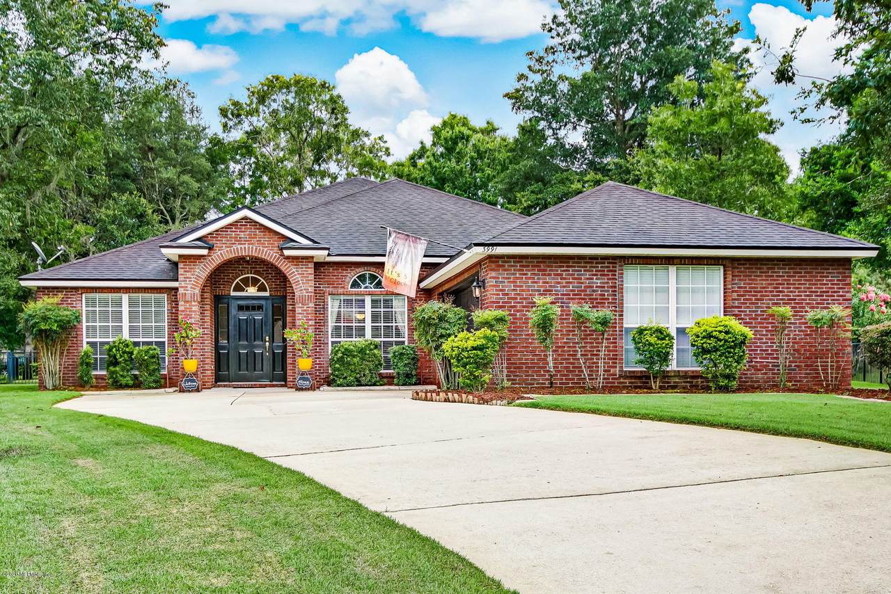 3991 Lake Crest Ter - Photo 1