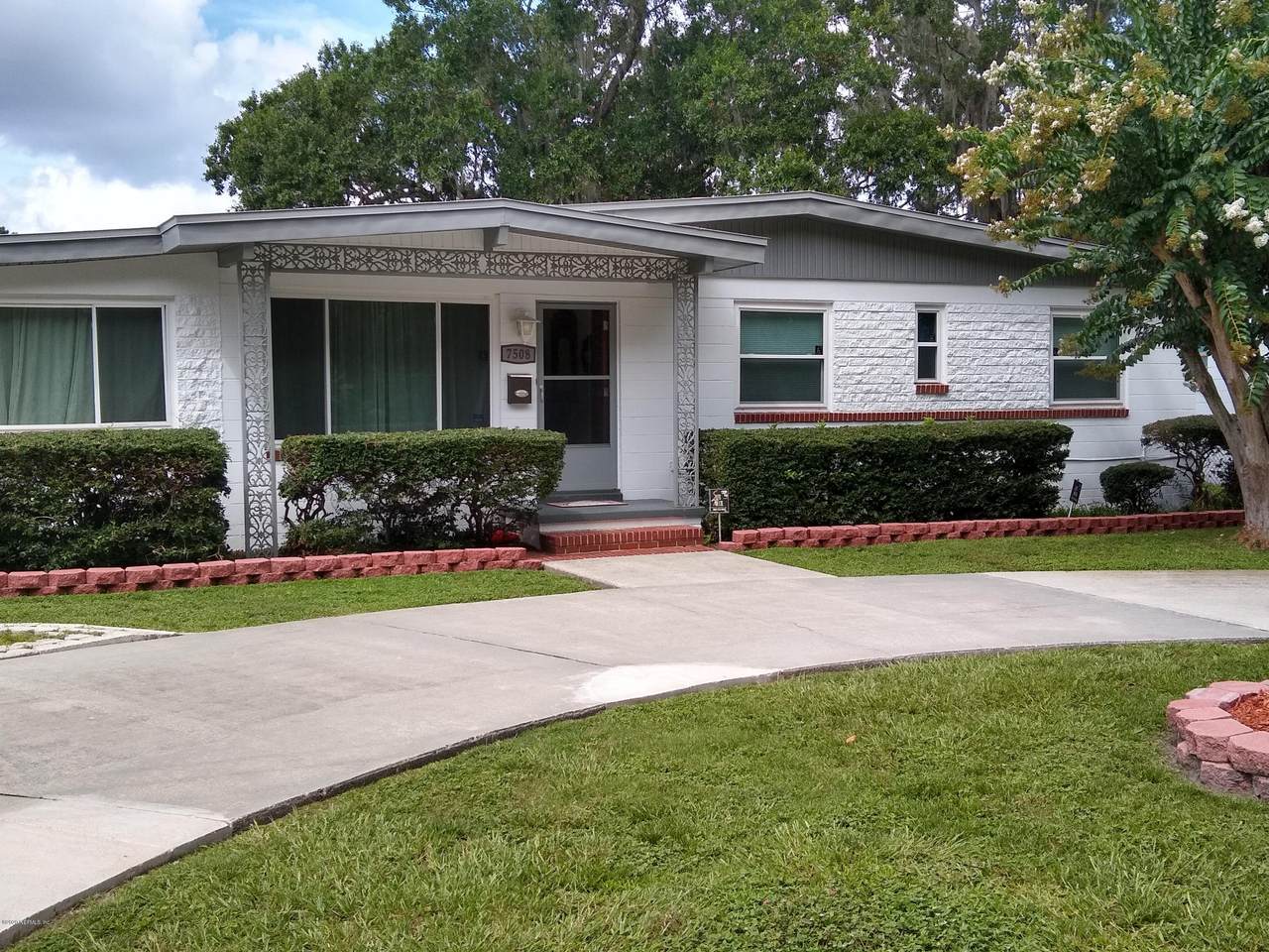 7508 Old Kings Rd - Photo 1