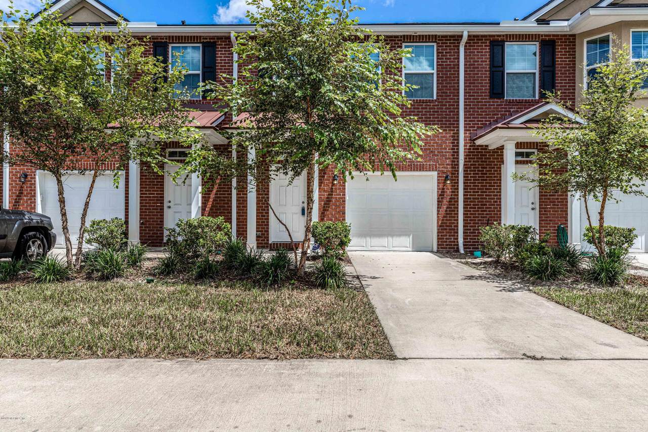 1539 Acken Dr - Photo 1