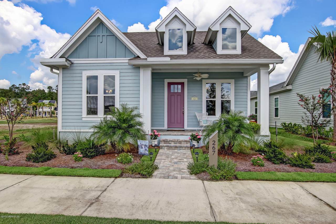 267 Daydream Ave - Photo 1