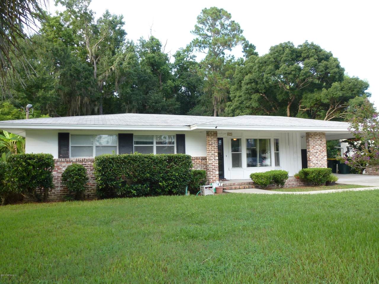 627 Grove Park - Photo 1