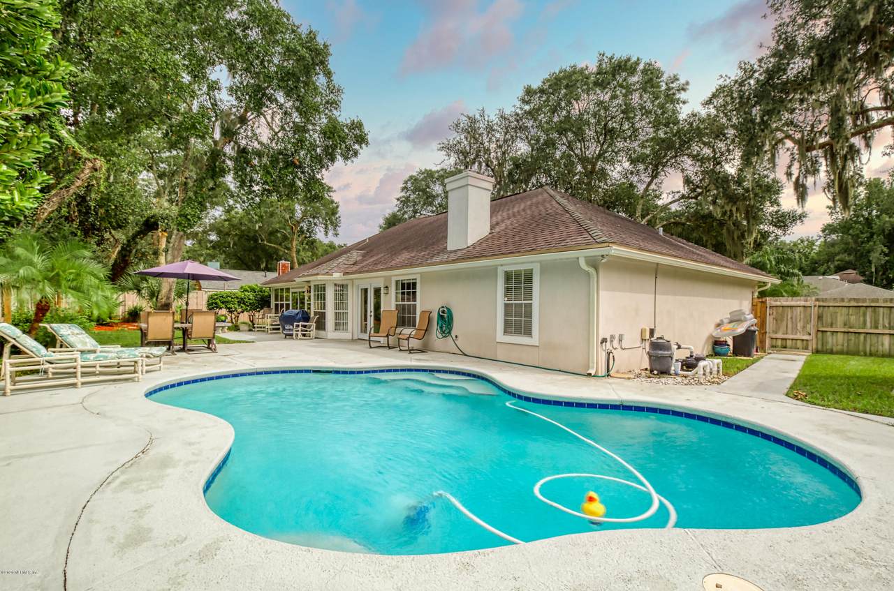 2357 Oak Forest Dr - Photo 1