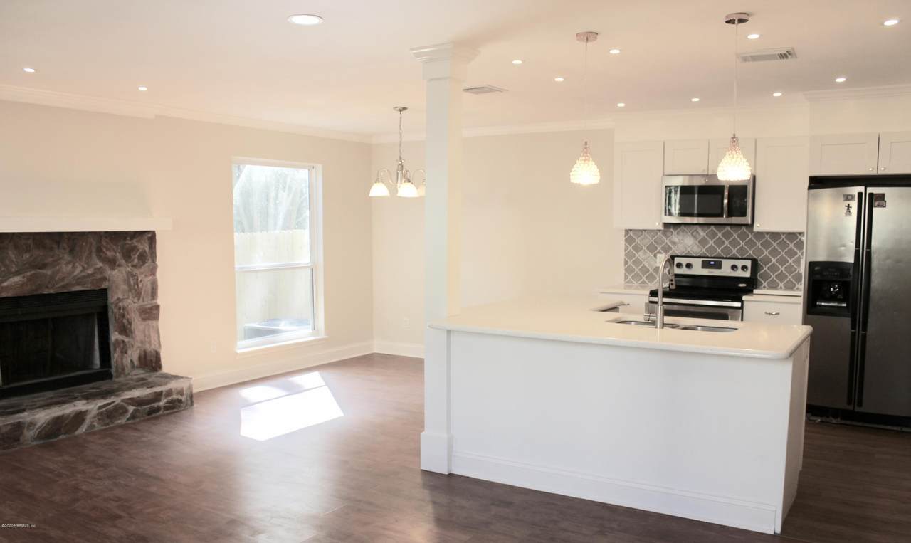11721 Tanager Dr - Photo 1