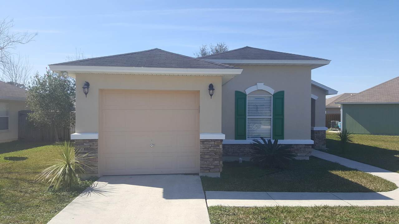 741 Wynfield Cir - Photo 1