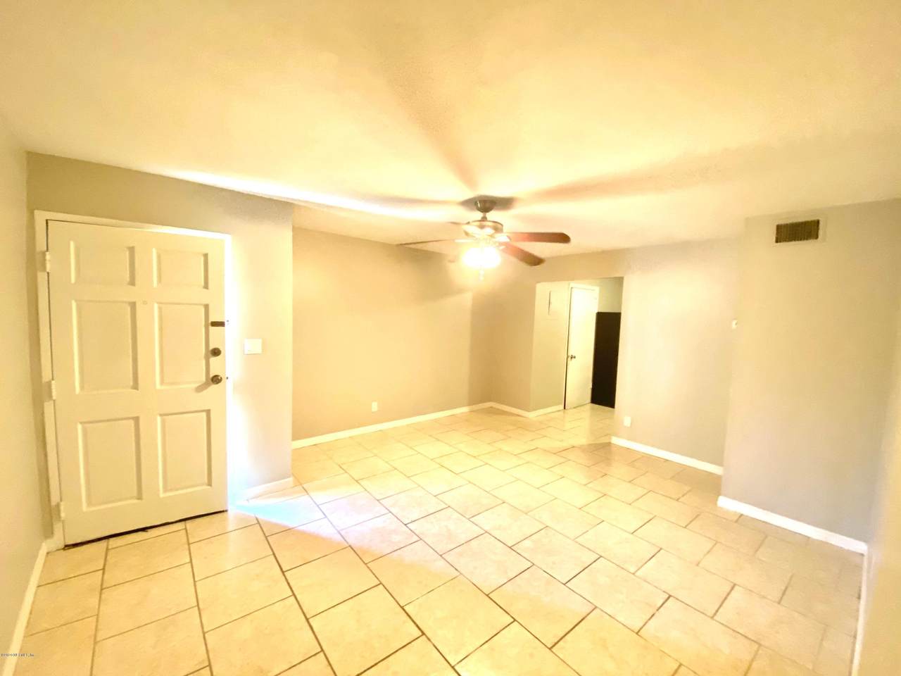 2775 Herschel St - Photo 1