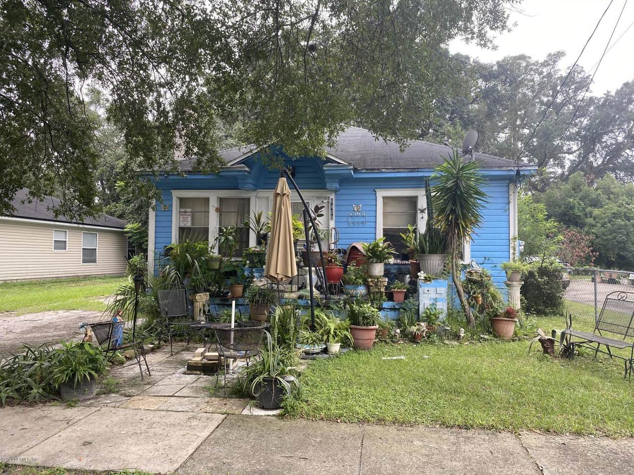 6418 Sapphire Dr - Photo 1