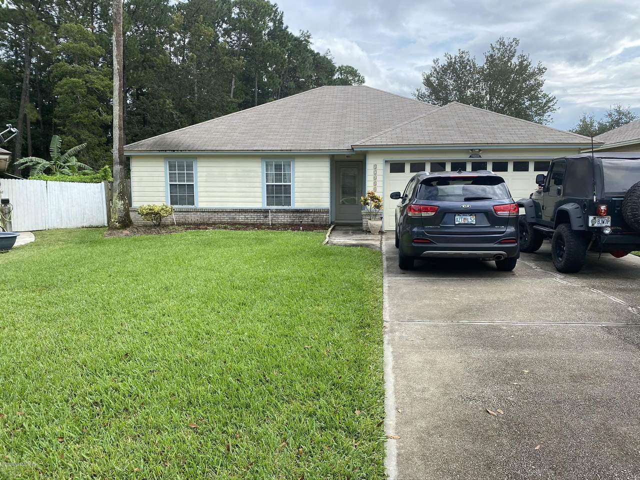 12688 Ashglen Dr - Photo 1