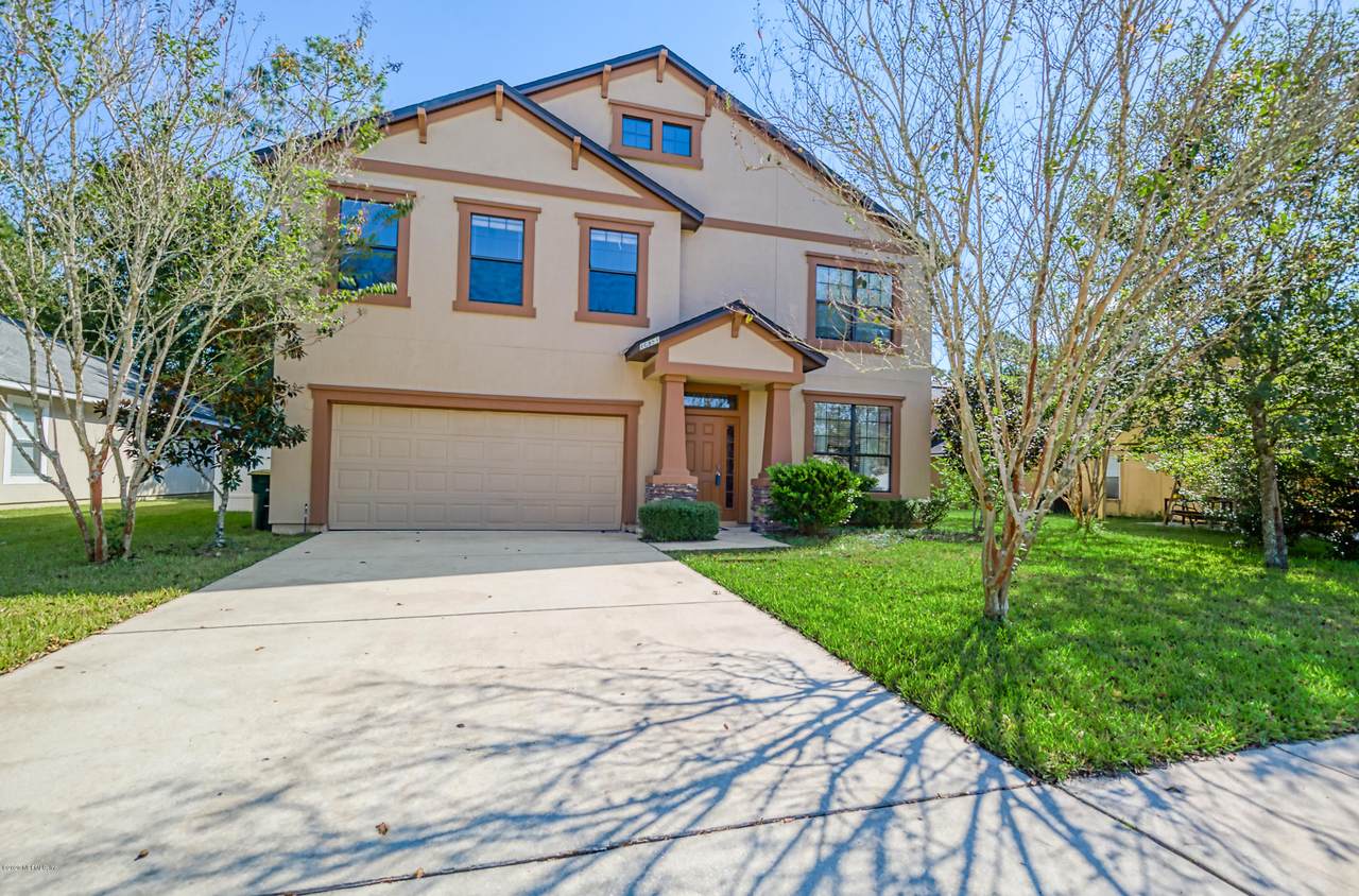 10851 Birchard Ln - Photo 1