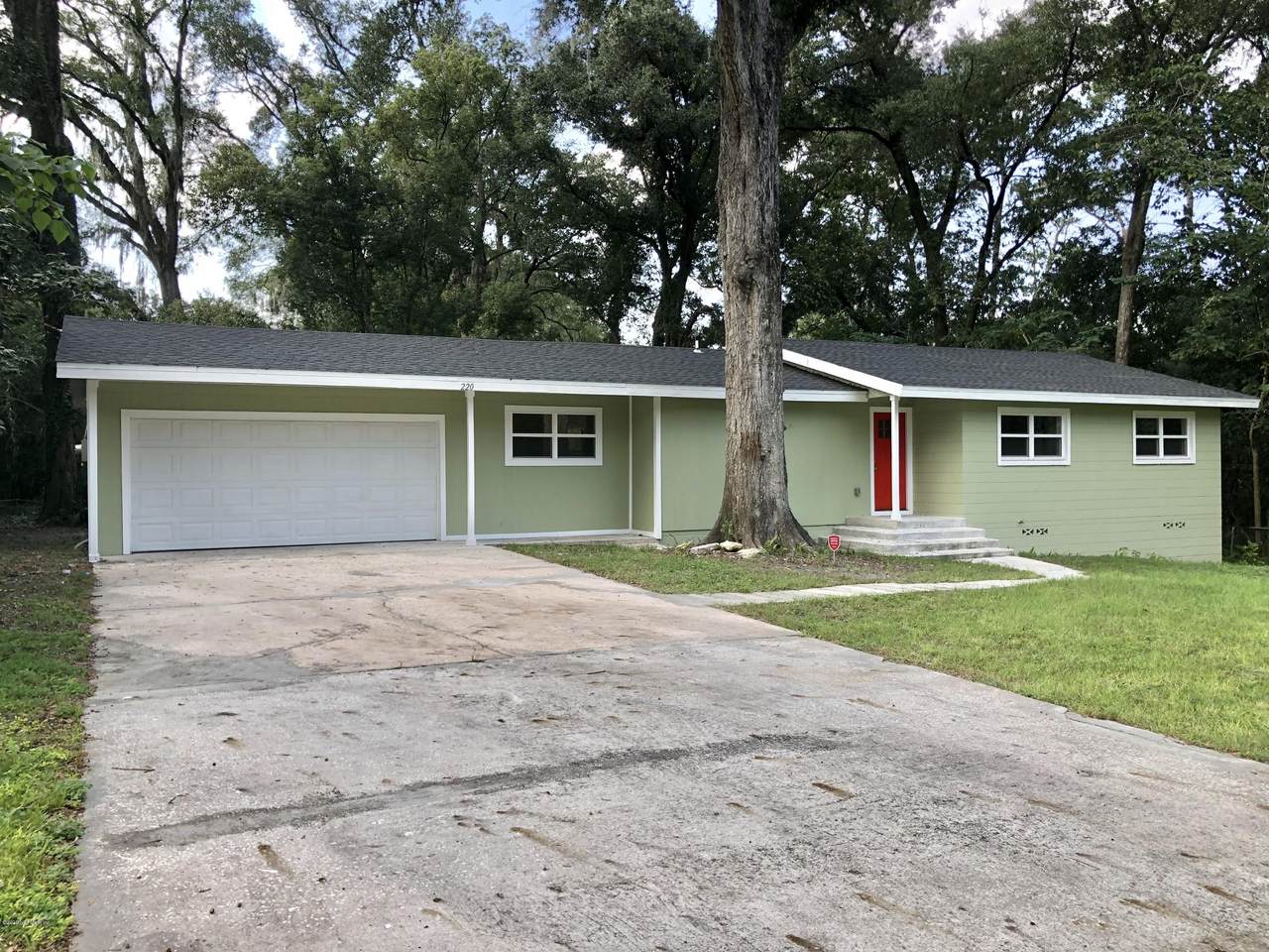 220 Nitram Ave - Photo 1