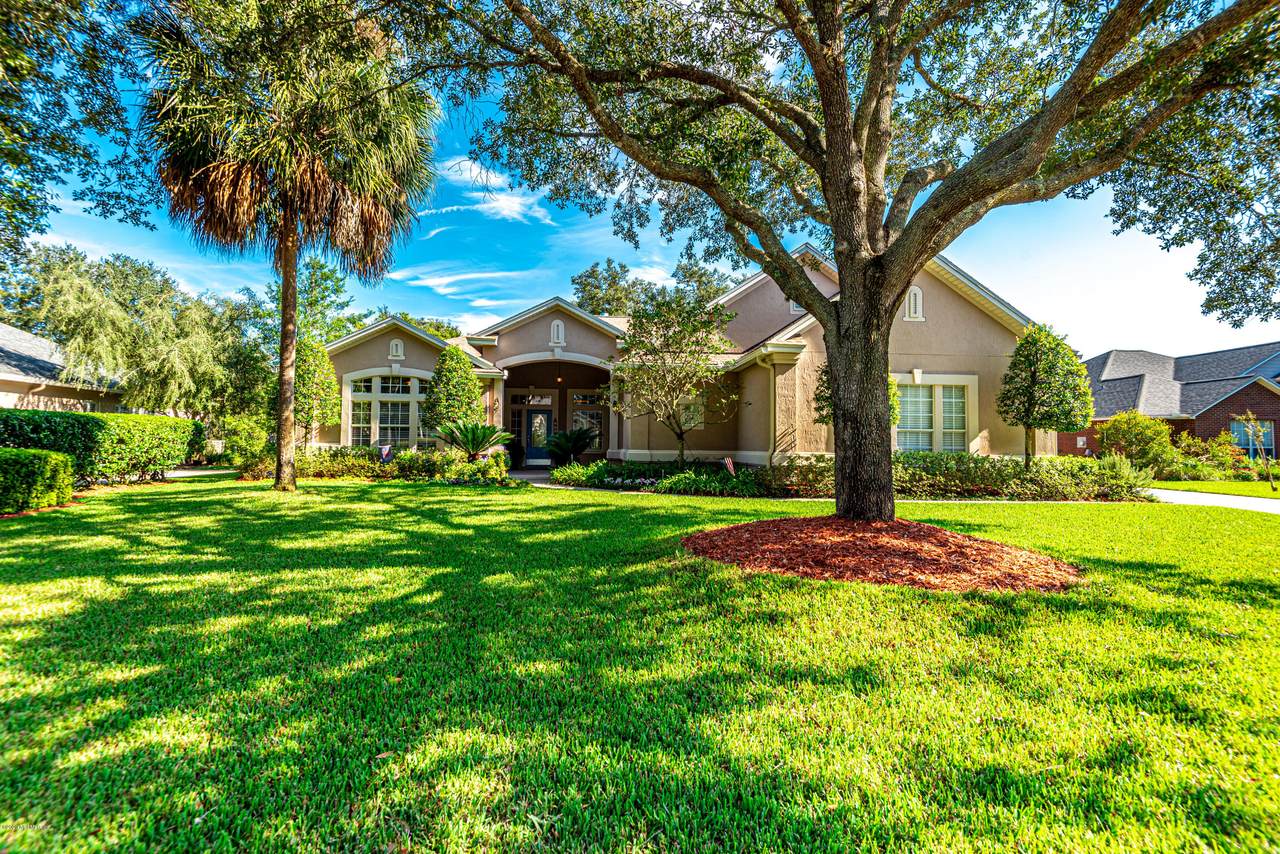 230 Edgewater Branch Dr - Photo 1