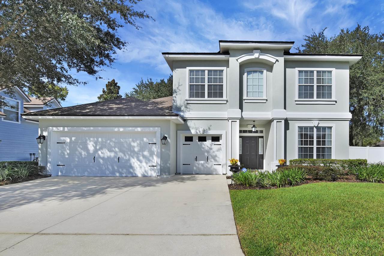 591 Chestwood Chase Dr - Photo 1