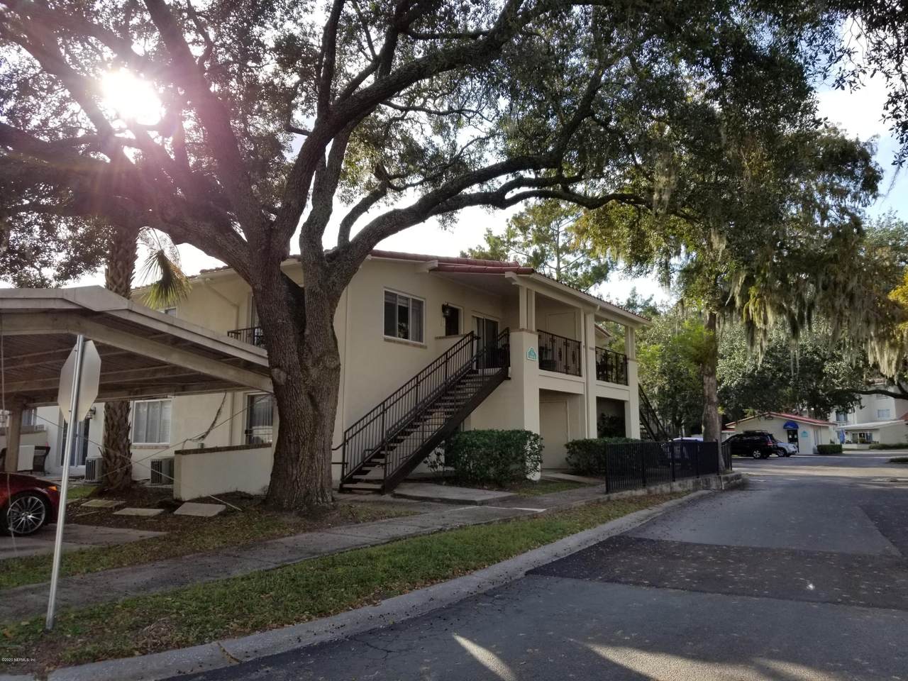 2223 Astor St - Photo 1