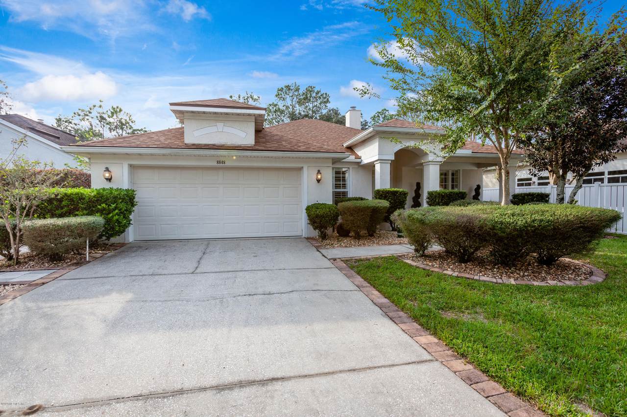 8848 Canterbury Cove Ct - Photo 1