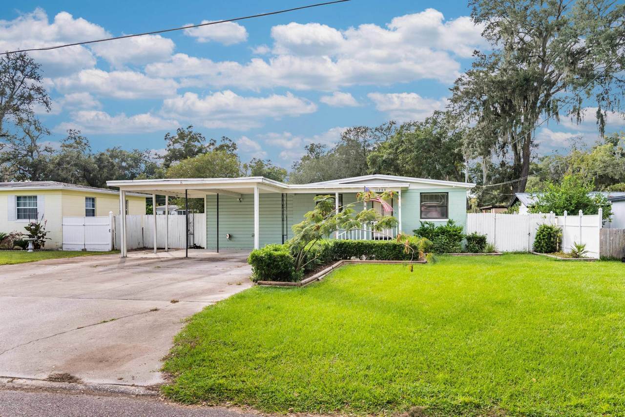 11260 Elane Dr - Photo 1