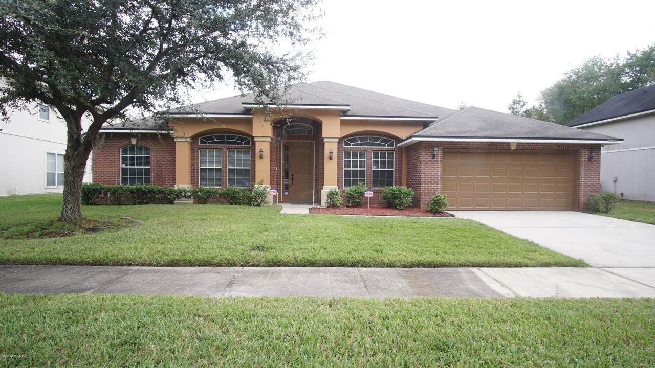 10288 Lancashire Dr - Photo 1