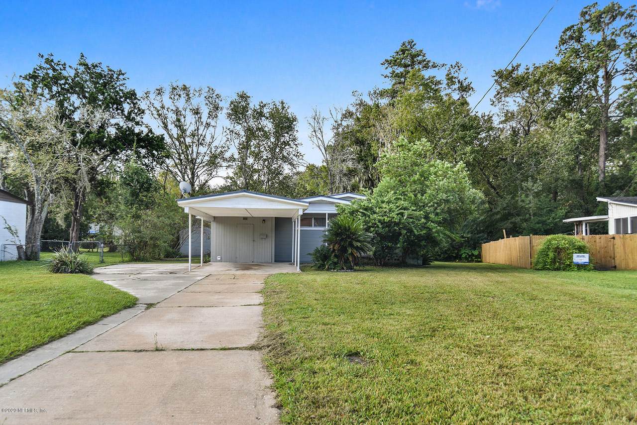 5019 Homecrest Cir - Photo 1