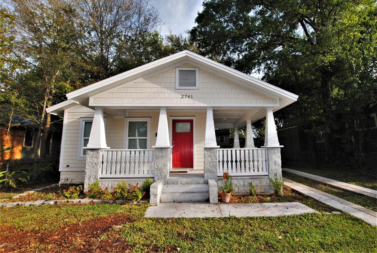 2741 Green St - Photo 1