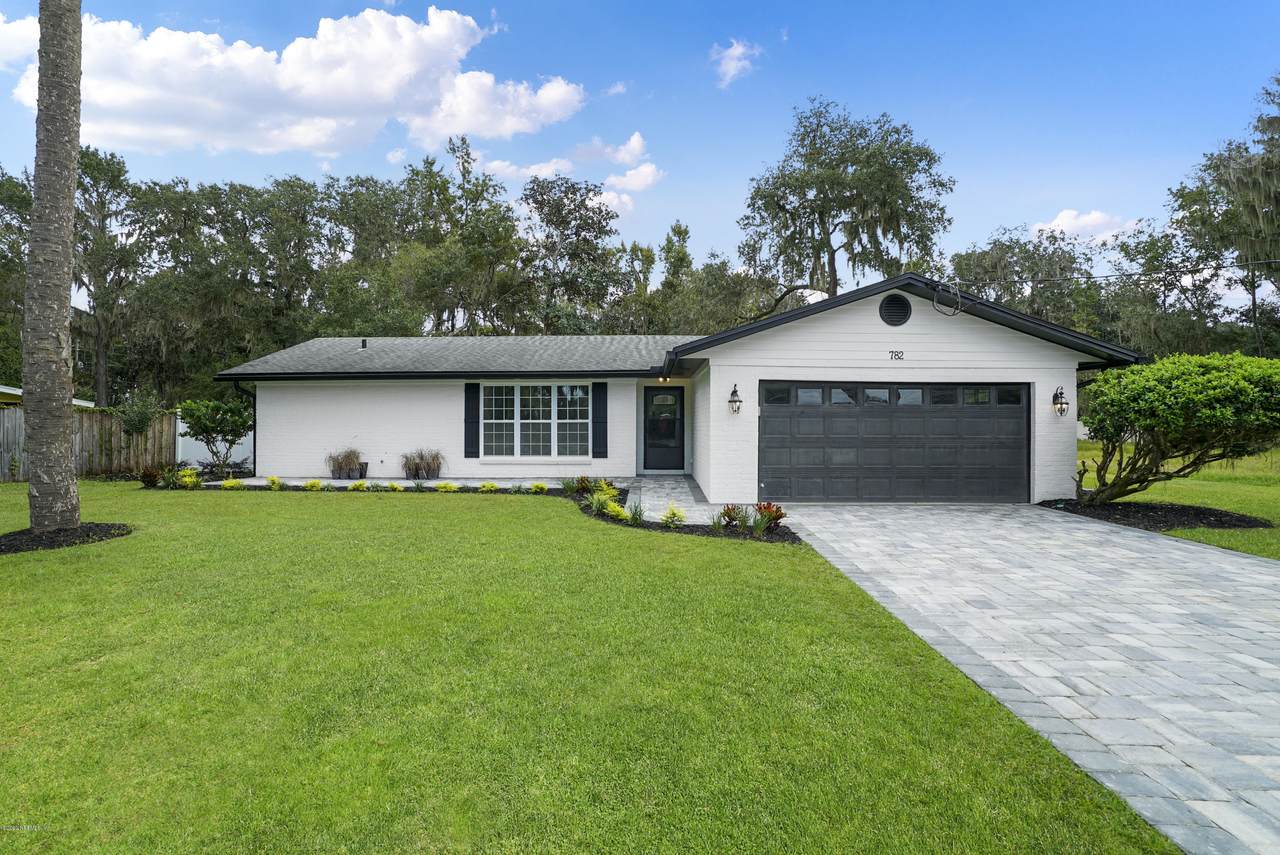 782 Creighton Rd - Photo 1