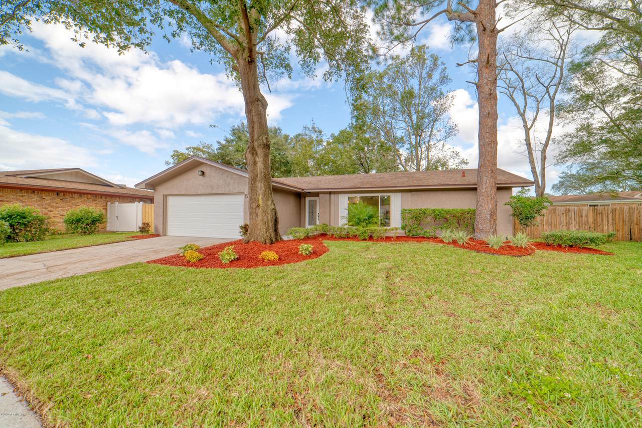 5921 Dewberry Ct - Photo 1