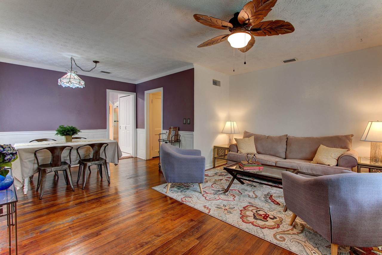 4844 Palmer Ave - Photo 1