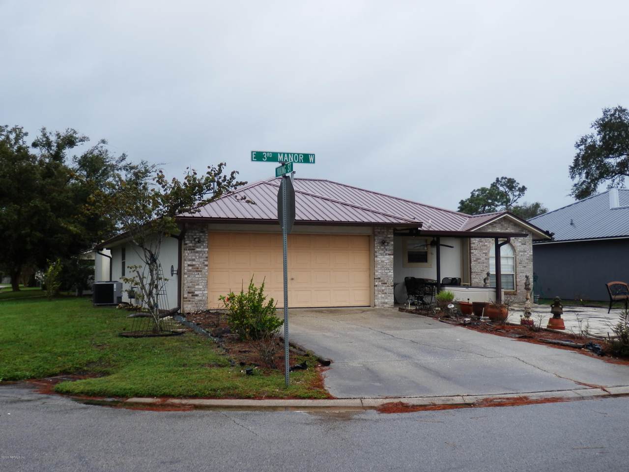 6101 3RD Manor - Photo 1