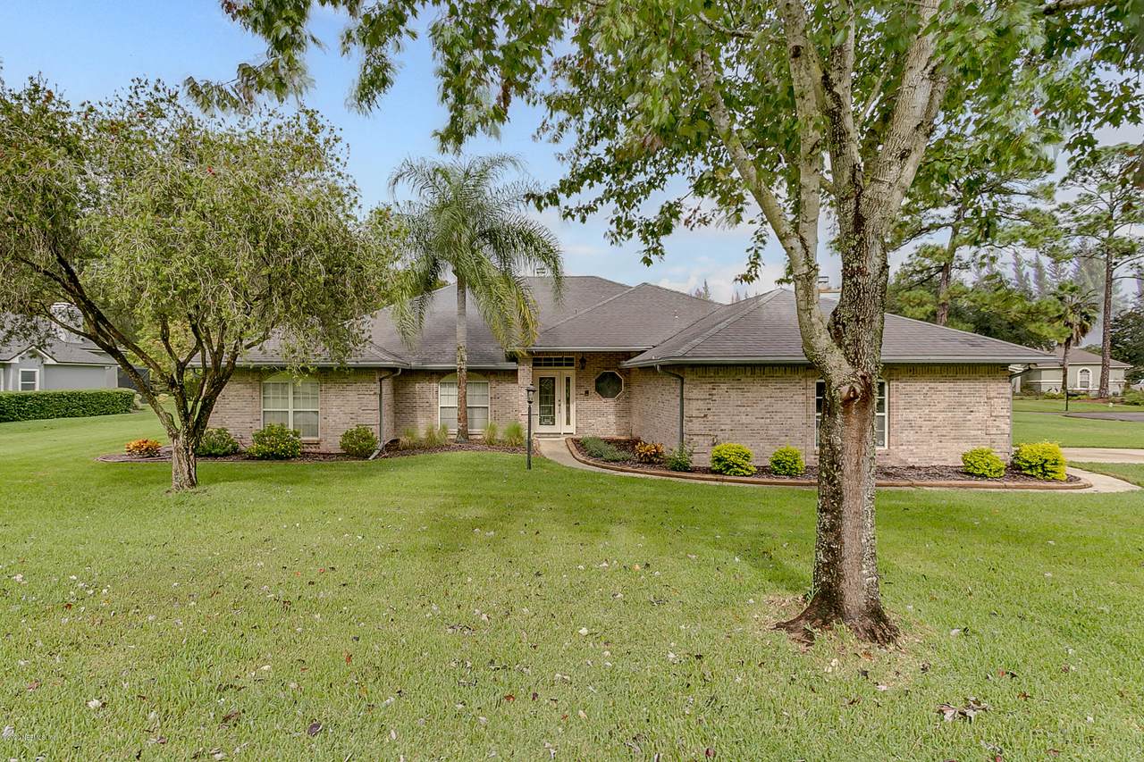 1688 Muirfield Dr - Photo 1