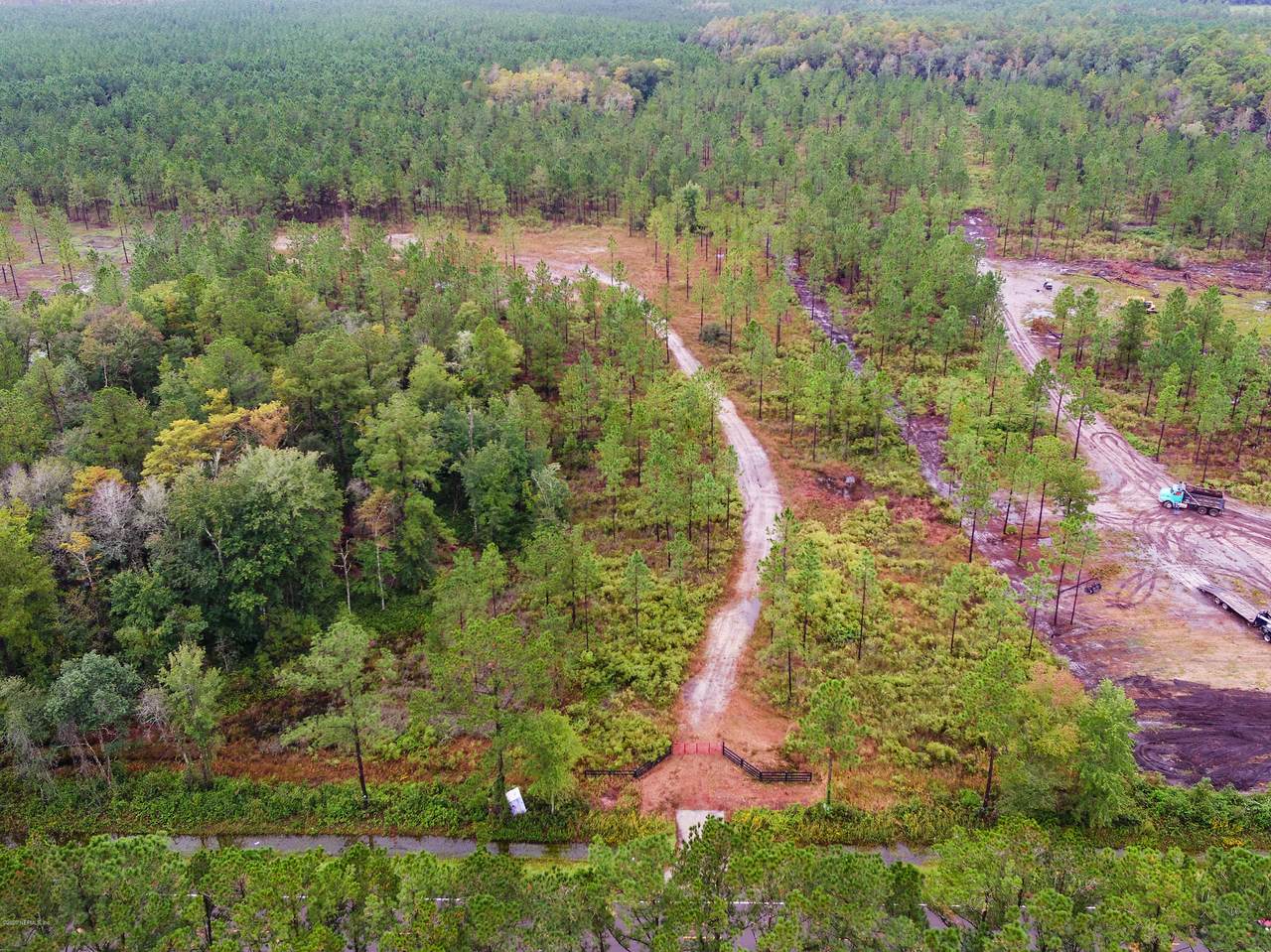 611400 River Rd - Photo 1