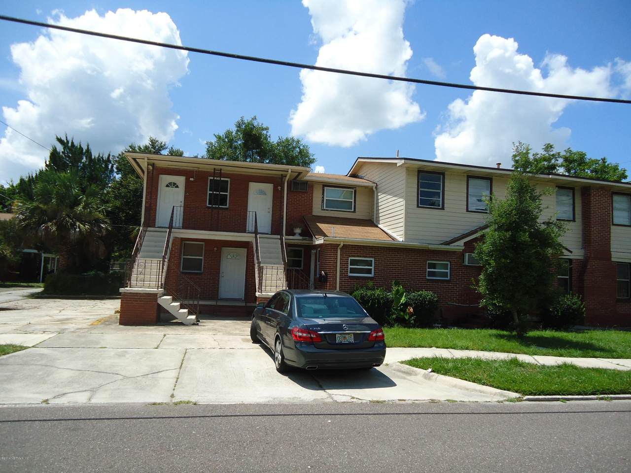 1450 Palm Ave - Photo 1