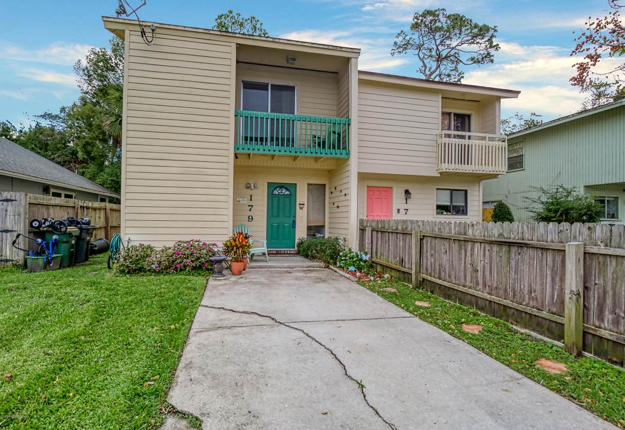 179 Pine St - Photo 1