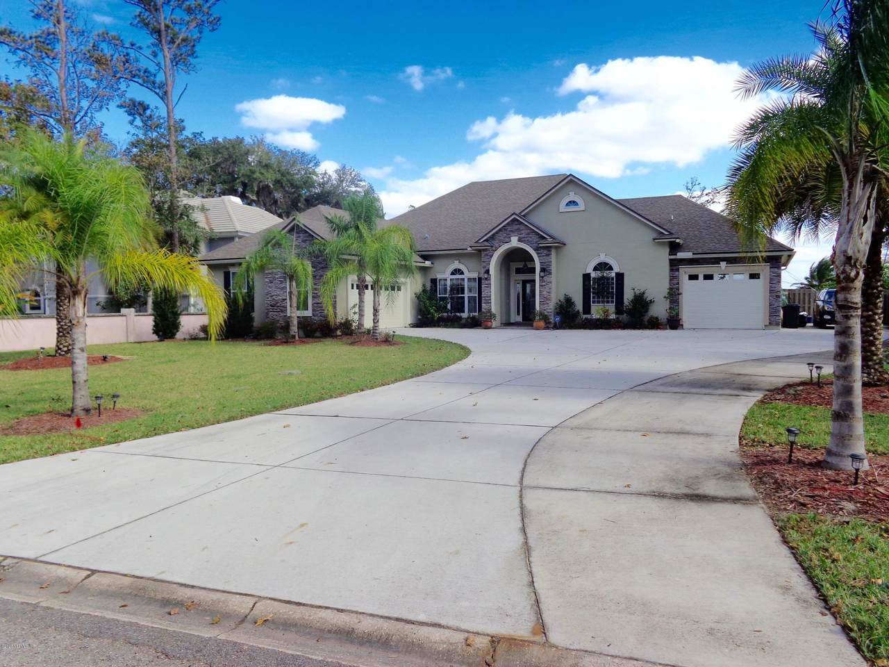 6353 Fleming Dr - Photo 1