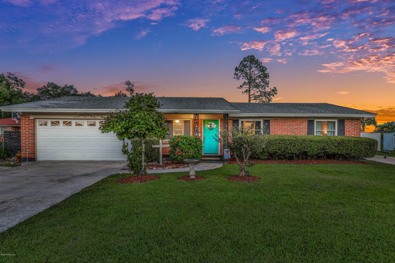 9141 Carbondale Dr - Photo 1