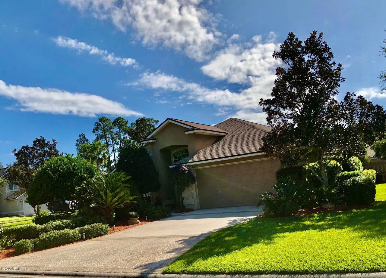1411 Woodland View Dr - Photo 1