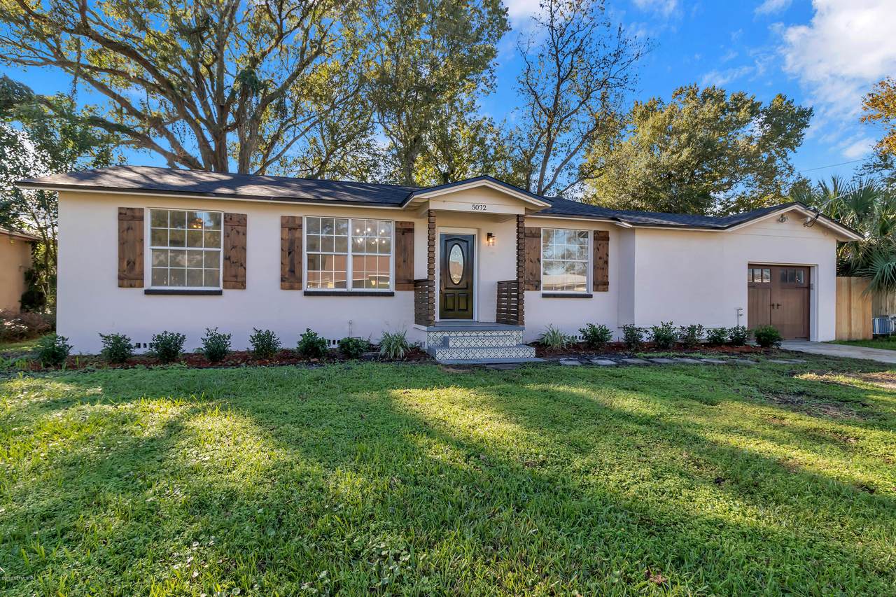 5072 Lawnview St - Photo 1