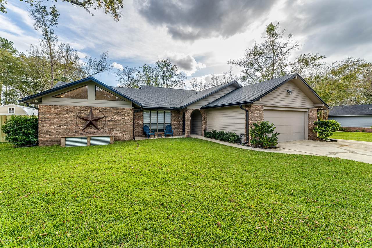 422 Wheatfield Ct - Photo 1