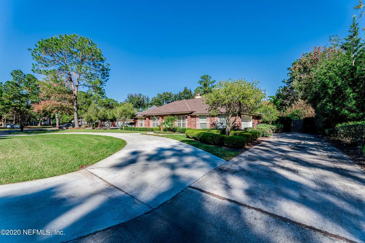 3686 Winged Foot Cir - Photo 1