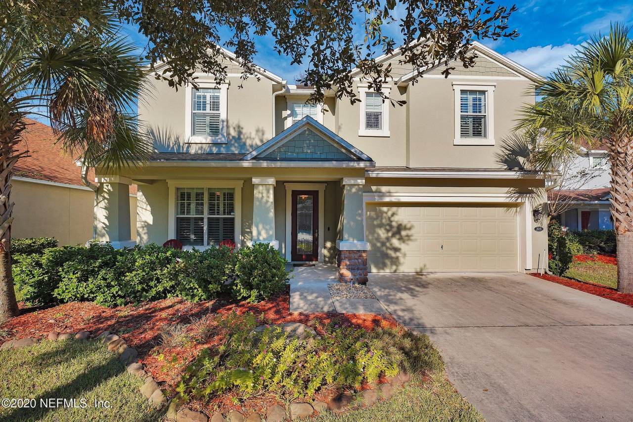 223 Tadcaster Ct - Photo 1