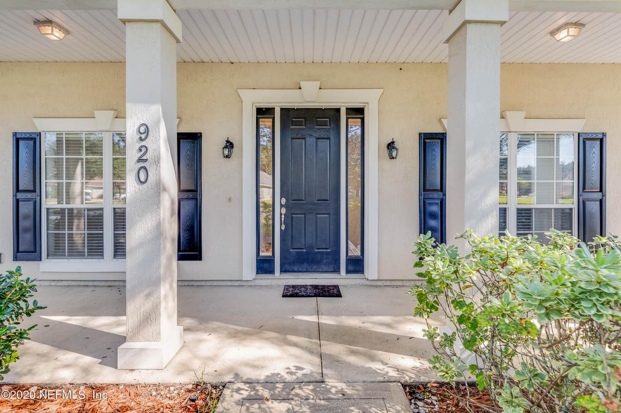 920 Forest Creek Dr - Photo 1