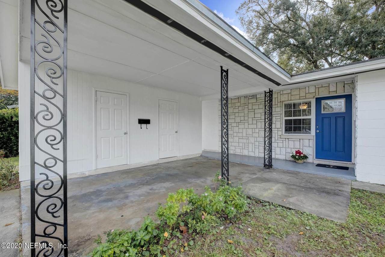 7220 Old Kings Rd - Photo 1