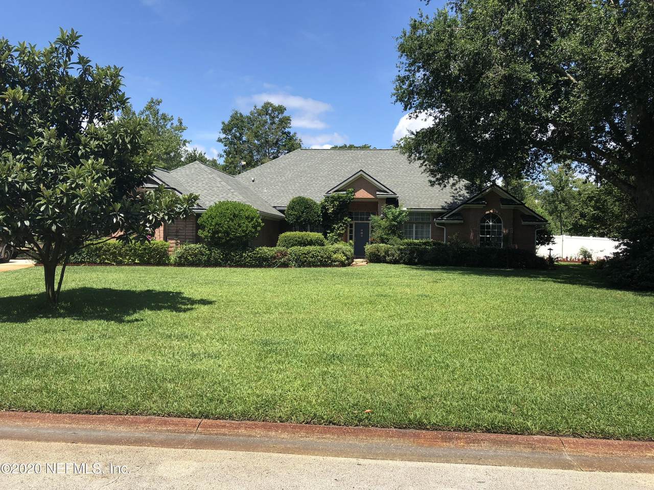 1200 Creekwood Way - Photo 1
