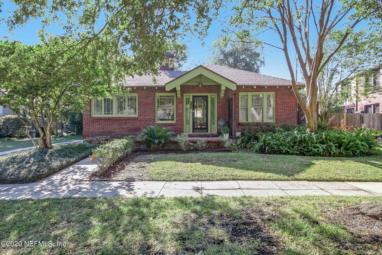 1260 Hollywood Ave - Photo 1