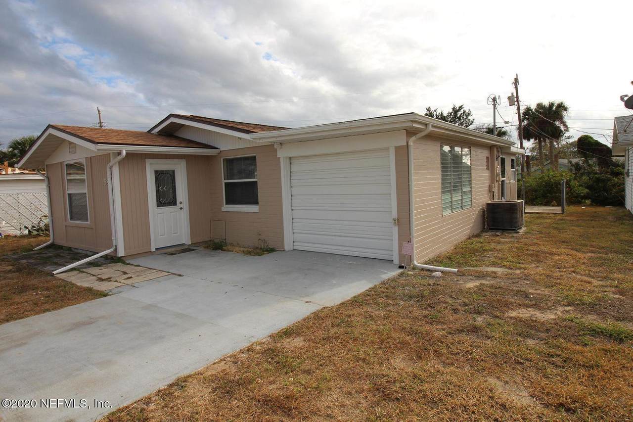 58 River Dr - Photo 1