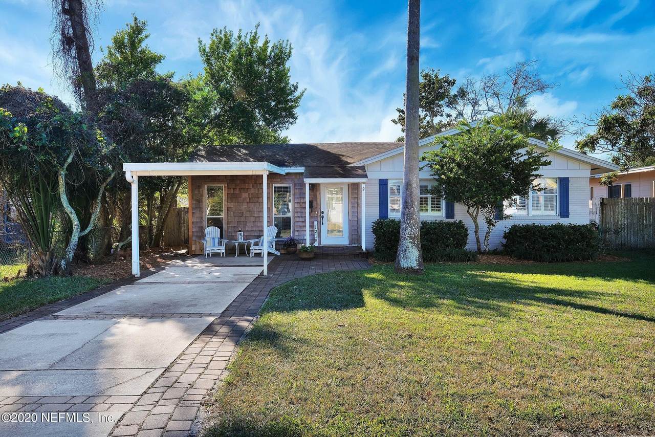 1218 7TH Ave - Photo 1