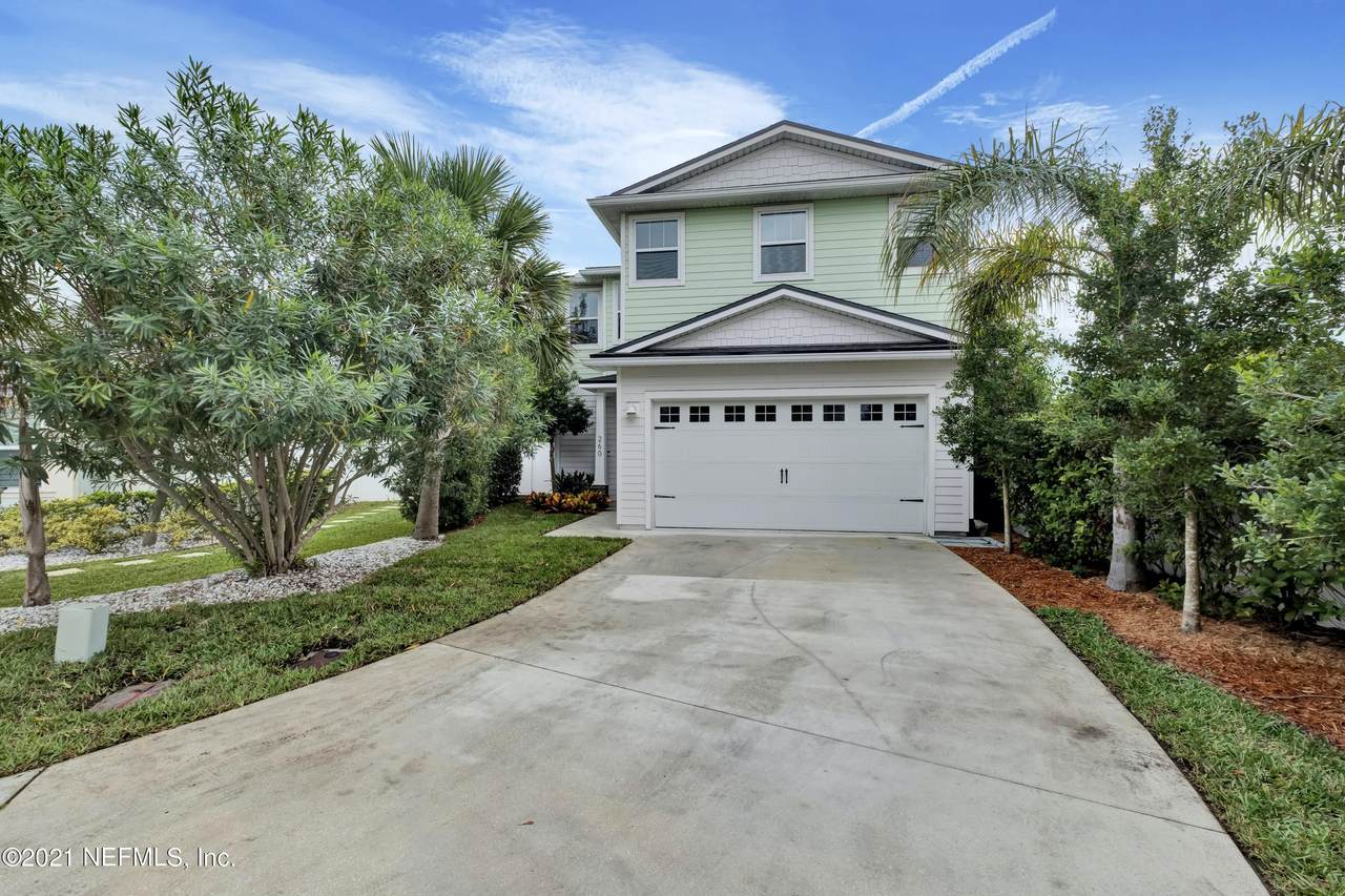260 40TH Ave - Photo 1