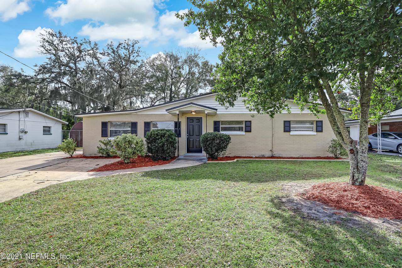 386 Woodside Dr - Photo 1