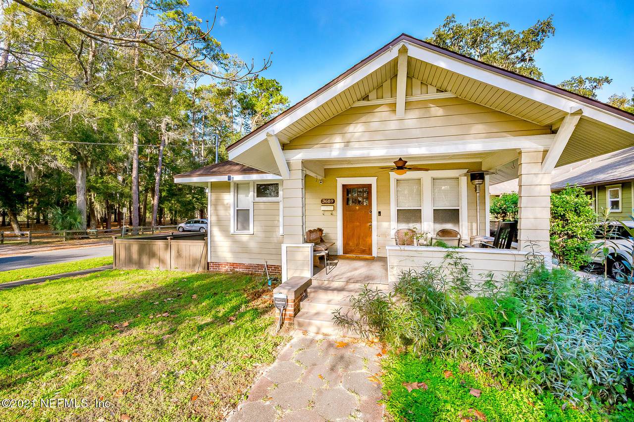 3689 Riverside Ave - Photo 1