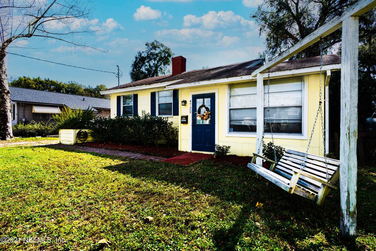4722 Pinewood Rd - Photo 1