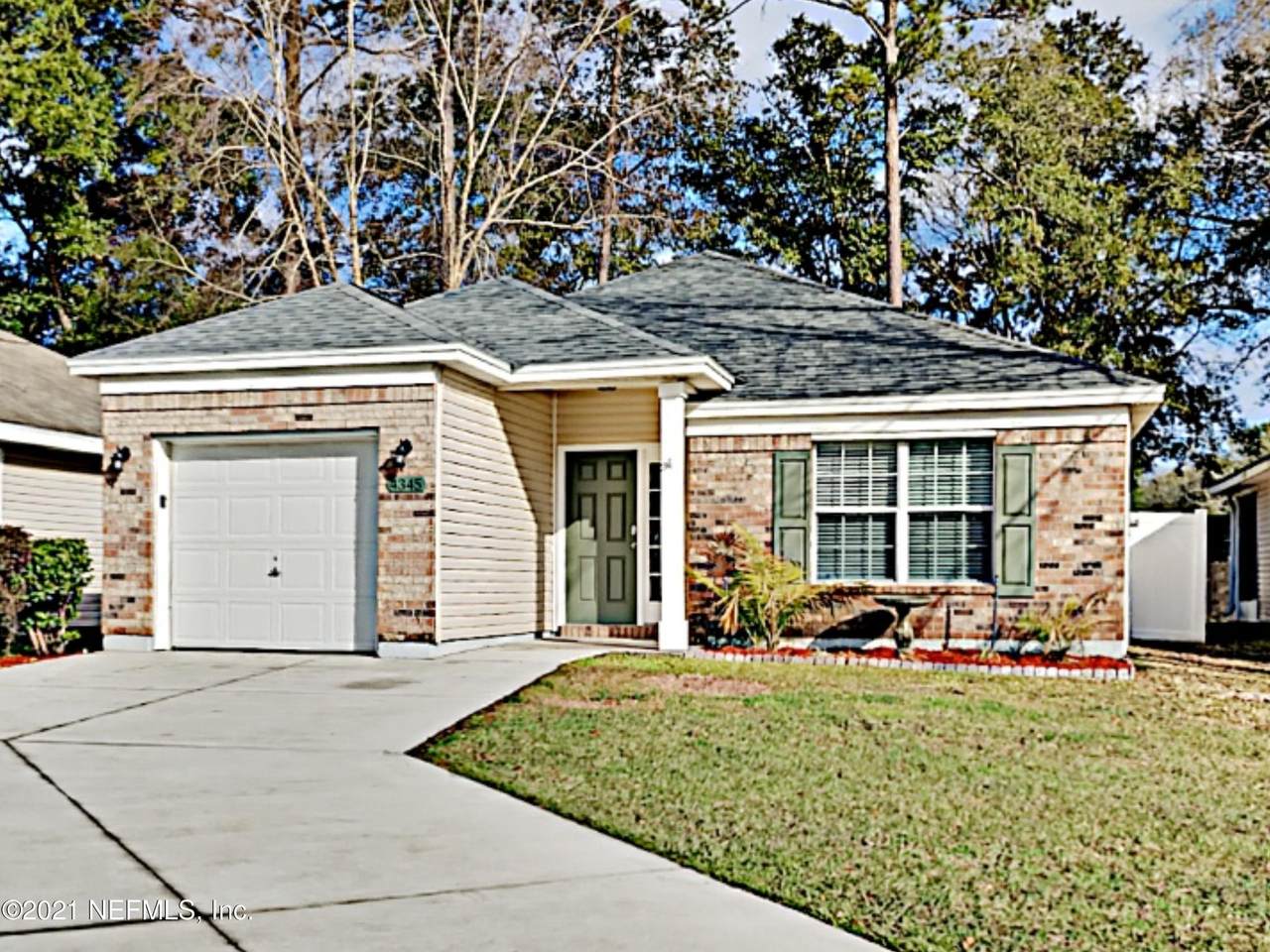 4345 Campus Hills Cir - Photo 1