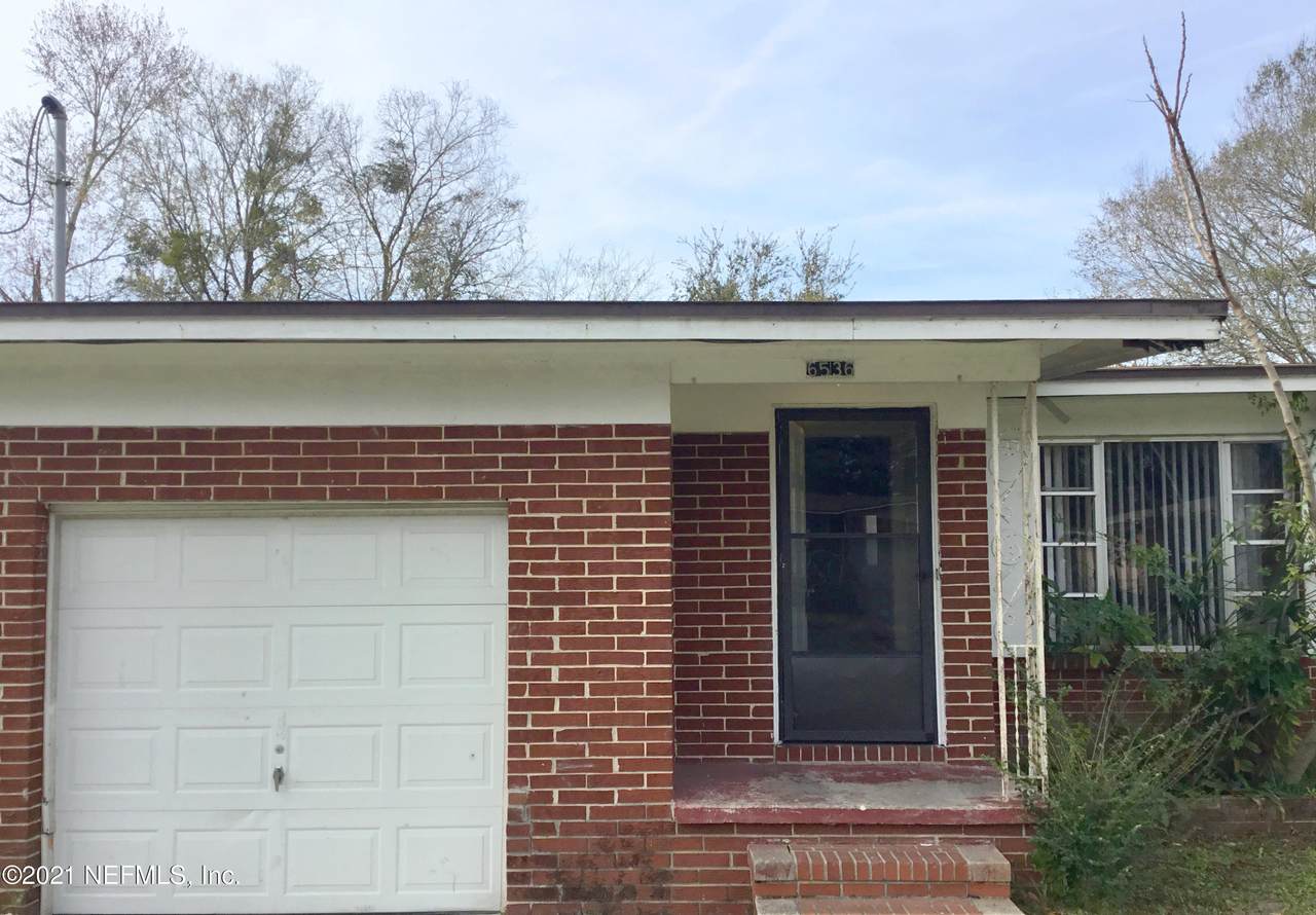 6536 Manhattan Dr - Photo 1